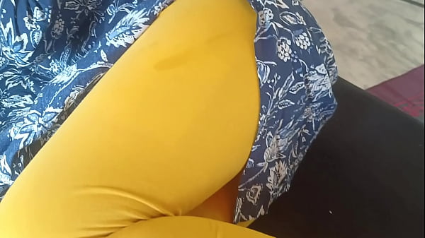 Play MP4 - Jija fucked her sali in exchange of movie show&period;