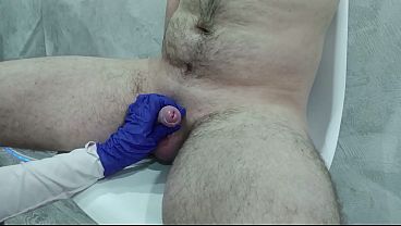 Nonton The Nurse Thoroughly Massaged The Patient's Testicles And Penis To Collect Sperm For Analysis. thumbnail