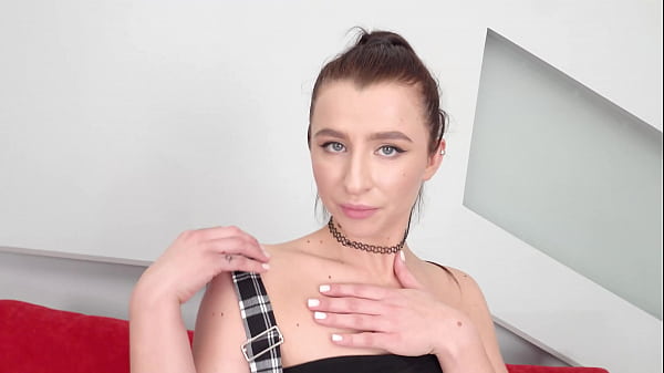 Play MP4 - Beautiful girl Jessie Grey has her first double penetration with two monster cocks EKS009