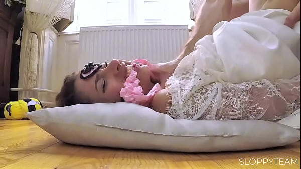 Nonton Pov Close Up - Tied Up Bondage Sex & Bj Spit On Her Face thumbnail