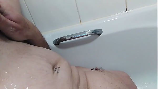 Wetting myself in my knickers 