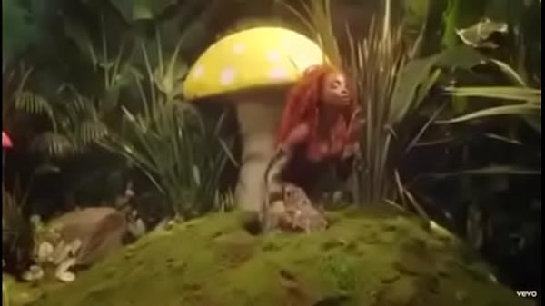 SZA - Good Days (Official Music Video)