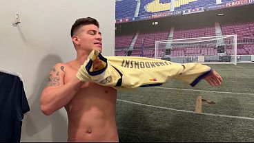 Nonton Sex In The Store's Fitting Room With A Stranger thumbnail