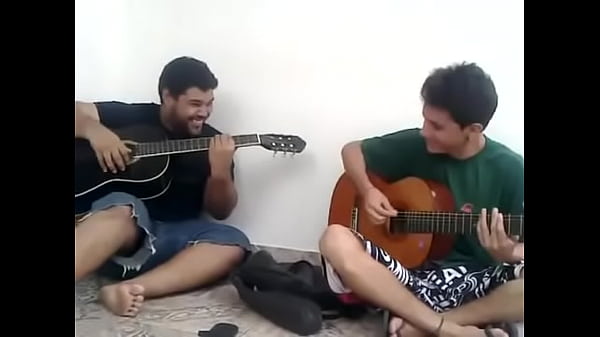 Ac&uacute;stico do baratas gr&aacute;vidas fam&iacute;lia do c 