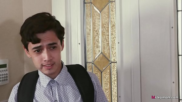 Lucky step son gets his dick cleaned by step mom