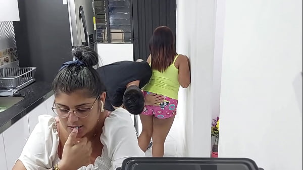 Play MP4 - beautiful hot stepsister gets a delicious fuck in the kitchen&excl;