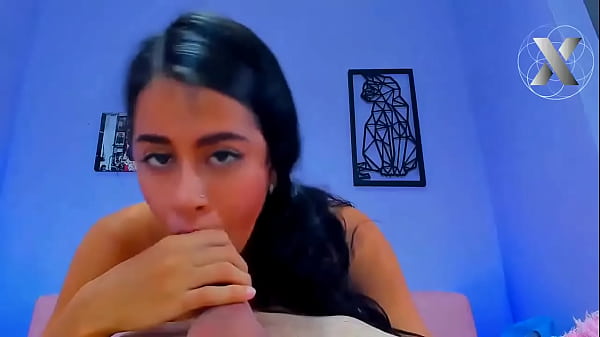 Nonton Triple Rough Blowjobs From Venezuelan Latinas thumbnail