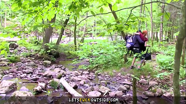 Play MP4 - Little vicious seduces her boss - Blow Me POV