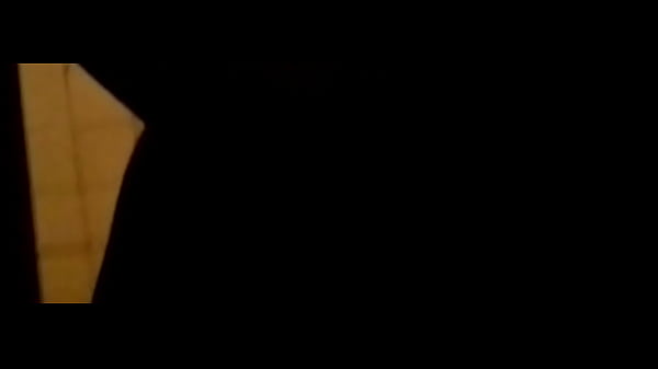 Play MP4 - Em Lisboa com um amigo de Cabo Verde &lbrack;escuro&rsqb;