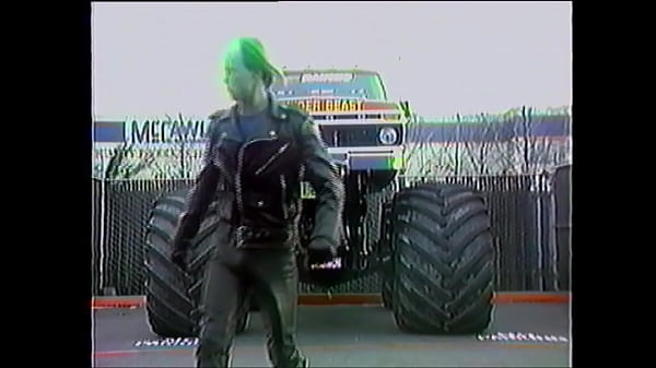 Play MP4 - SUPER STUD&colon; BIGGEST MAN IN THE WORLD