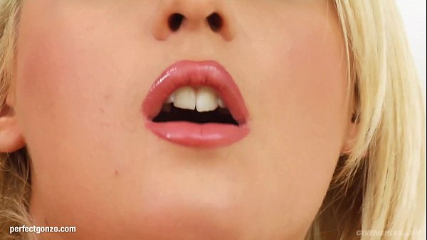 Jasmin gets her pussy wet by masturbating with fingers_and dildo at Give Me_Pink