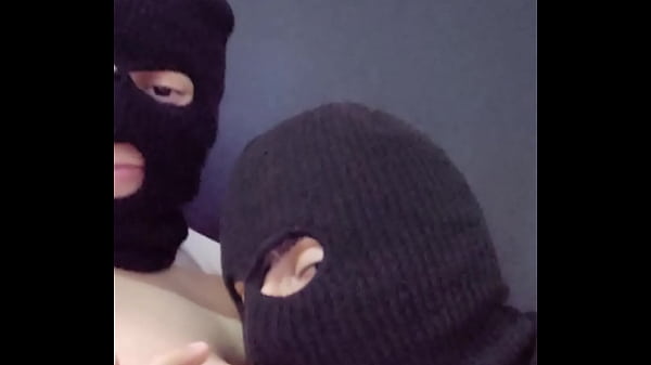 Nonton En El Desayuno Me Da De Mamar Sus Tetas thumbnail