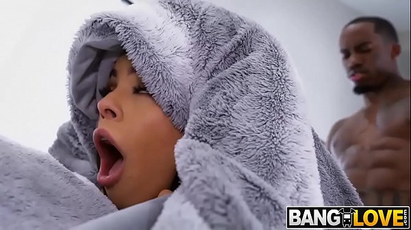 Play MP4 - Luna Star Anal From Big Cock