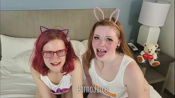 Nonton Two Redheads Love To Swallow Cum thumbnail