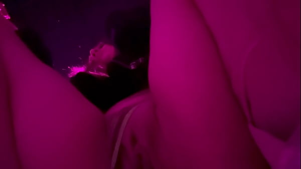 Nonton European Stepmom Artemisia Love Flashing Her Shaved Wet Pussy Close Up Sesh thumbnail