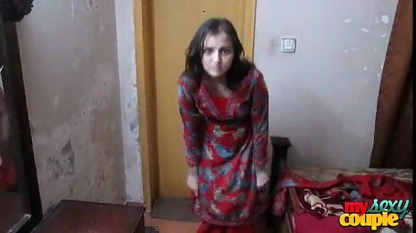 Play MP4 - Beautiful Indian Wife Showing Her Big Boobs