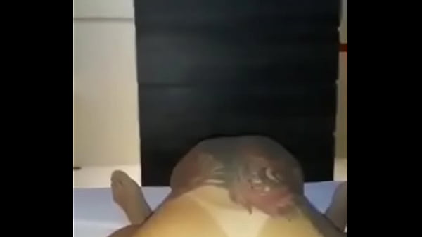 Elle_chevauche bien on déconfine ou_bien