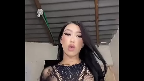 Skinny young latina twerks ass and wants more 