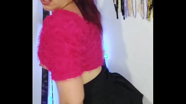 Shyyfxx Pelirroja Caliente Te Seduce Sin Tanga Bajo La Falda Joi thumbnail