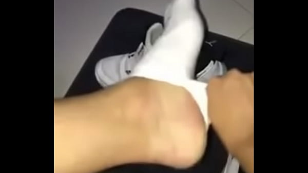 P&eacute_s de novinho