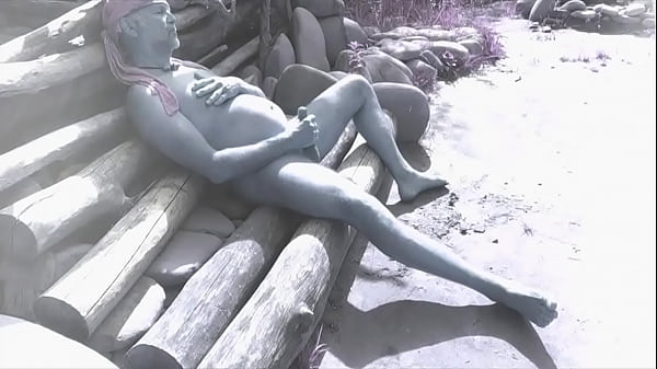 Play MP4 - nudist daydreamer