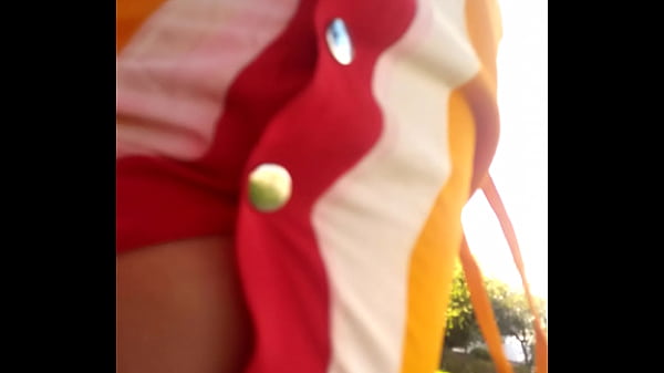 Play MP4 - Encontr&eacute; algo en mi salida al parque