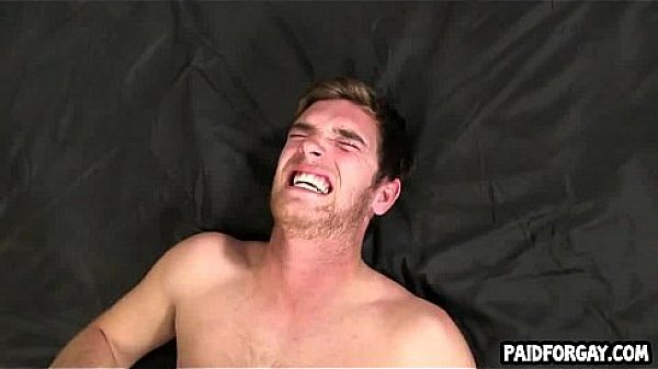 Straight guy sucks cock and gets fucked for some cash 