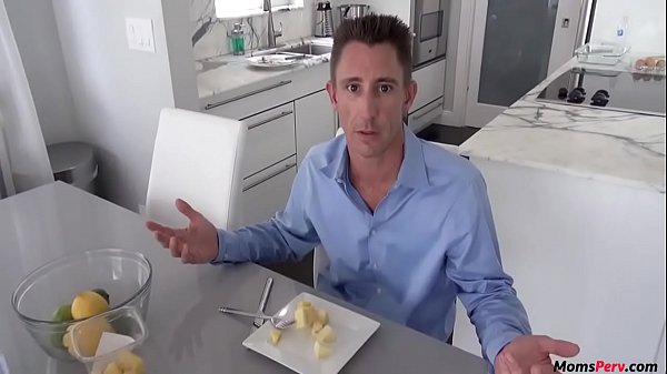 stepMom blows stepson infront of stepdaddy