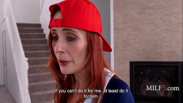 Stepmom Bought A Dildo Thinking ItWas A Baseball_Bat Holly Lace Axel HazeMILF5