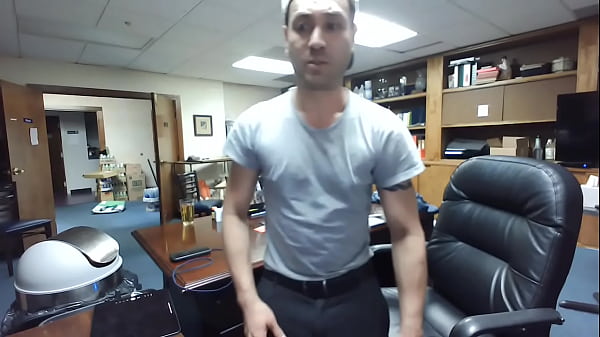 Play MP4 - Finished work&comma; smelling my feet and pulling out my dick