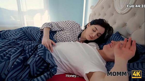 Play MP4 - Keep His Dick Above Water