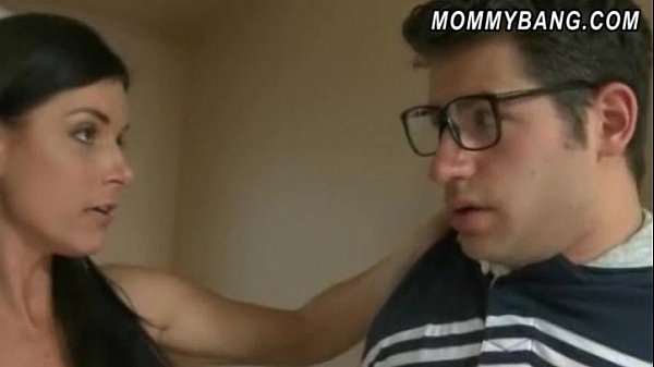 Hot milf_India Summer andteen beauty Melanie Raine threeway