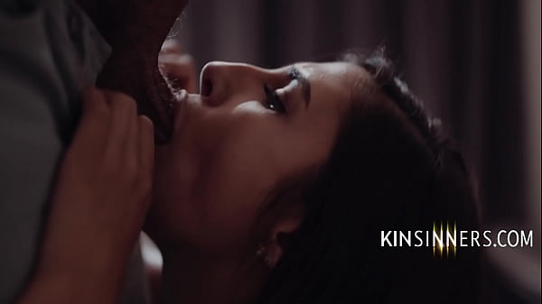 Skinny Teen Stepdaughter Got Stuck In Stepdad's Lies-Gianna Dior