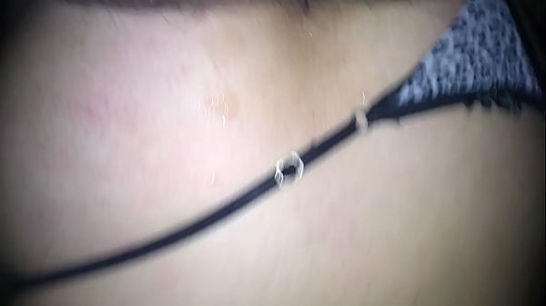 Play MP4 - Le gusta mucho por el orto y le gusta acabar mientras se la clavo