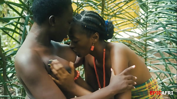 Play MP4 - My second wife never knew my first wife was lesbian - Now she made her squirt on her face