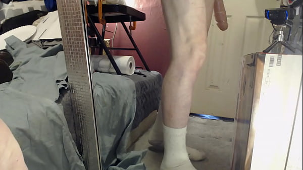 Nonton Feeding My Hole thumbnail