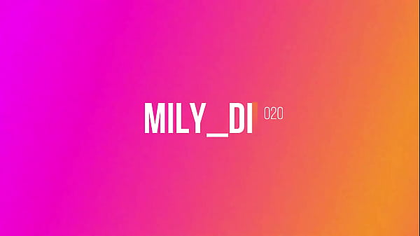 Nonton Mily Suce Comme Jamais Une Bonne Bite Black En Gorge Profonde thumbnail