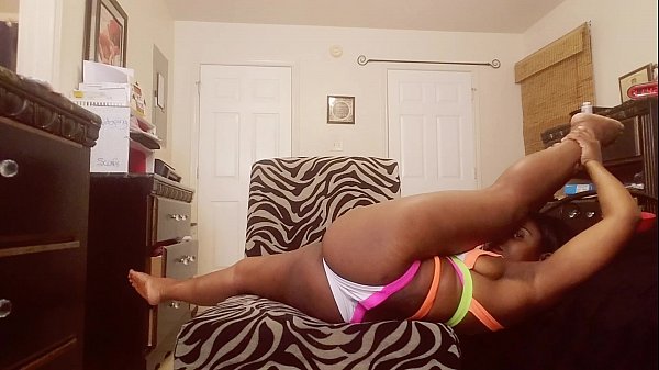 Dancingto Rihanna Needed Me