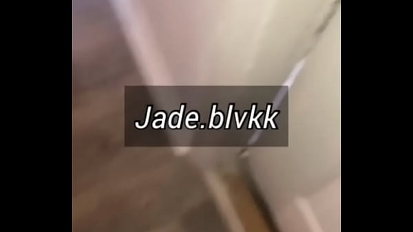 Nonton Findominatrix Jade Blvk Teaching Her Puppy thumbnail