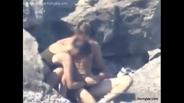Voyeur_Hidden Cam on the Beach