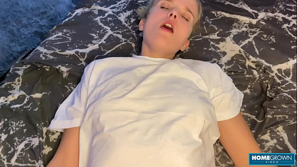 Super Hot Wife SensuallyPleasesHer Husbands Gigantic Dick