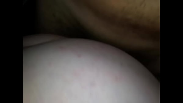 Play MP4 - Comiendome un rico culo