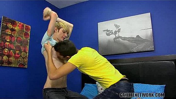 Lollipop twink engages interracial drilling 