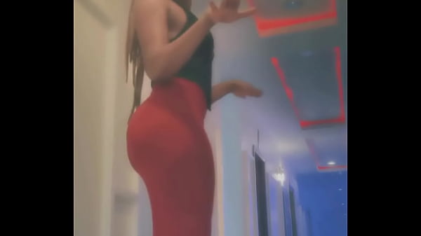 Fingers myself come check me out and get cum quickly