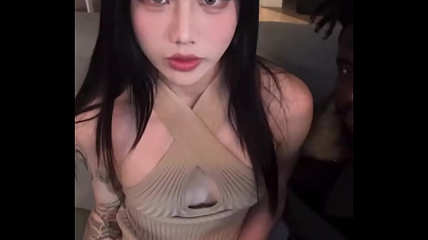 Nonton 仙女棒和巧克力棒比谁更快 完整版视频私信 thumbnail