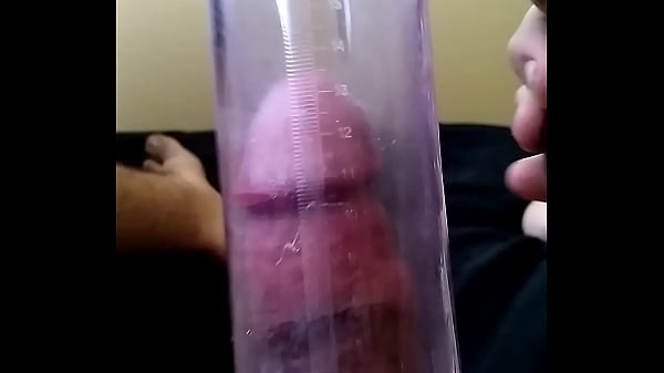 Play MP4 - Pumping my cock 2