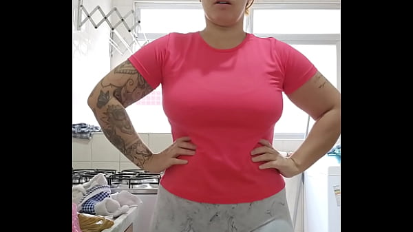 Metade de mimquer carinho e_a outra_metade quer sentar na sua cara eesfregameu Bucetao