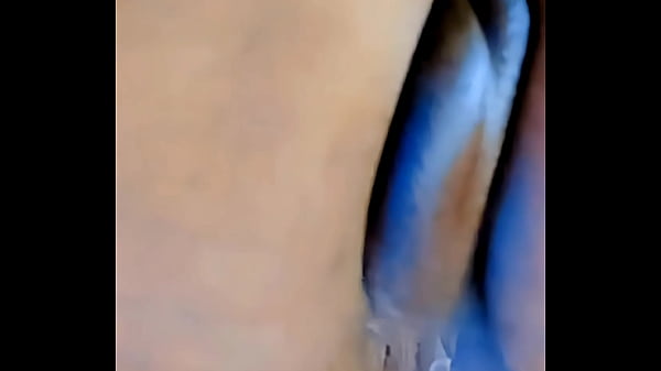 Play MP4 - Limp little clitty rubbing