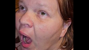 Pissing in wife s_mouth