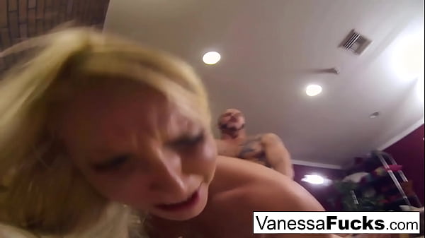 Real life_sex on set with_Vanessa_Cage and_Derrick